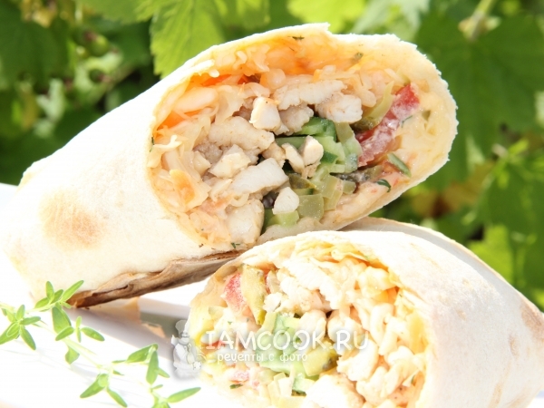 Лаваш с курицей и овощами, рецепт с фото