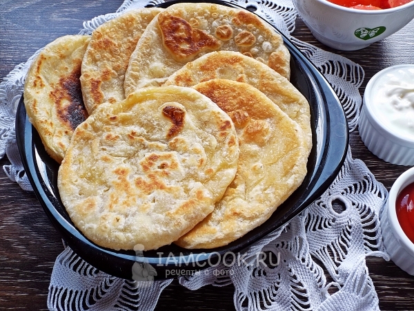 Лепёшки без дрожжей на сковороде, рецепт с фото