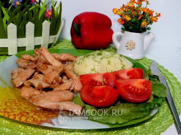 Бефстроганов из куриной грудки, рецепт с фото