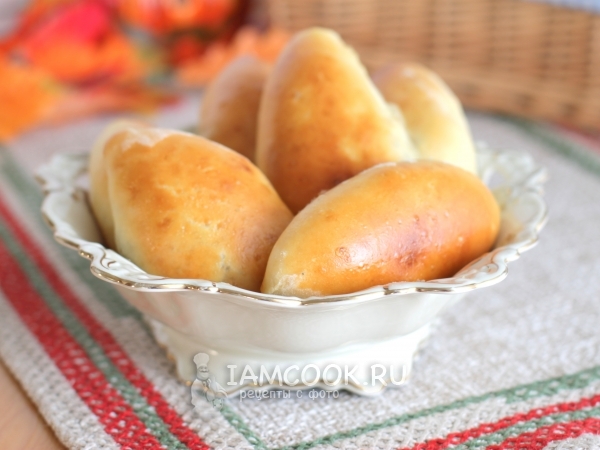 Пирожки с ливерной колбасой и картошкой, рецепт с фото