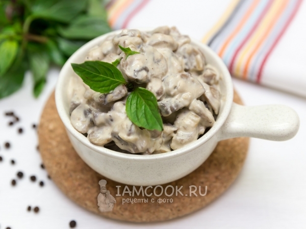 Шампиньоны в сливках, рецепт с фото