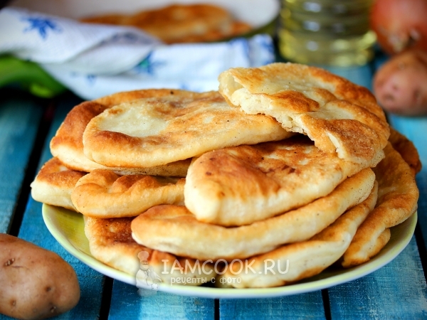 Жареные пирожки с картошкой, рецепт с фото