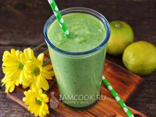Коктейль из сельдерея, огурца, яблока и лайма, рецепт с фото