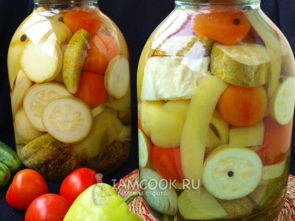 Овощное ассорти на зиму, рецепт с фото