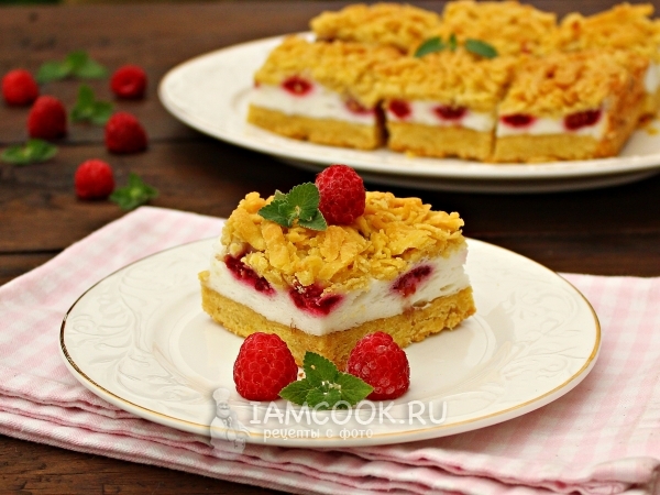 Пирог с замороженной малиной, рецепт с фото