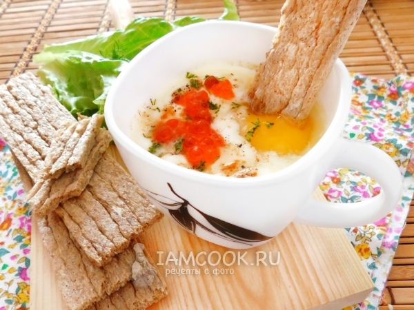 Яйца-кокот с красной икрой, рецепт с фото