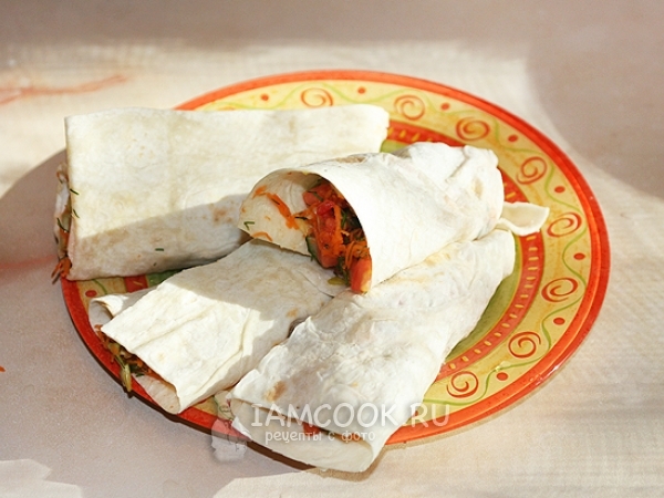 Вегетарианский капустный салат в лаваше, рецепт с фото