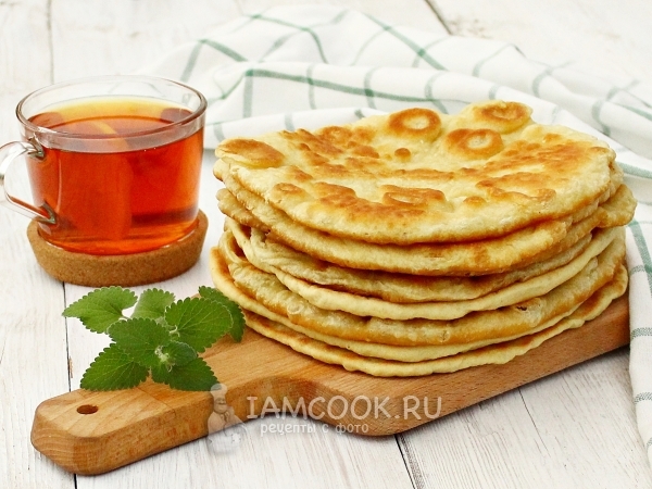 Лепёшки на сметане на сковороде, рецепт с фото