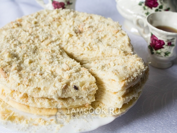 Торт «Наполеон» со сгущенкой, рецепт с фото