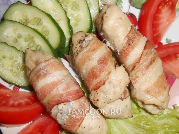 Куриные рулетики в беконе По-милански, рецепт с фото