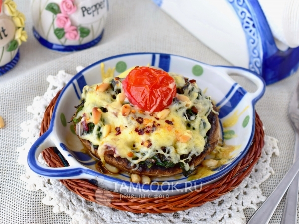 Фаршированные грибы со шпинатом и сыром в духовке, рецепт с фото
