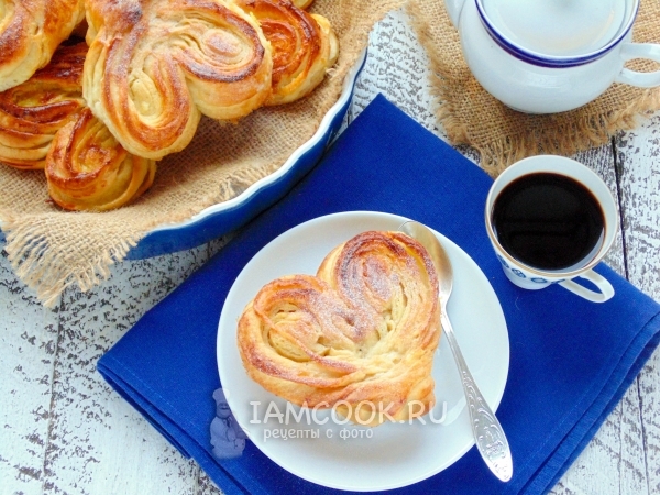 Плюшки с сахаром из дрожжевого теста, рецепт с фото