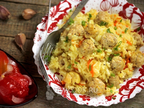 Плов с куриными фрикадельками, рецепт с фото