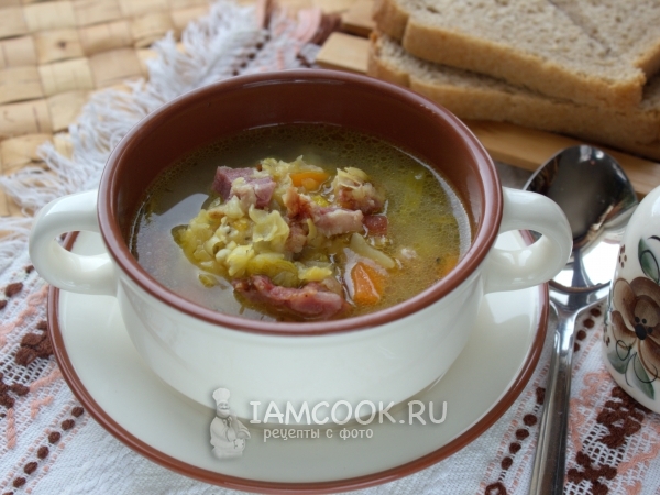 Гороховый суп с копчеными ребрами и овощами, рецепт с фото