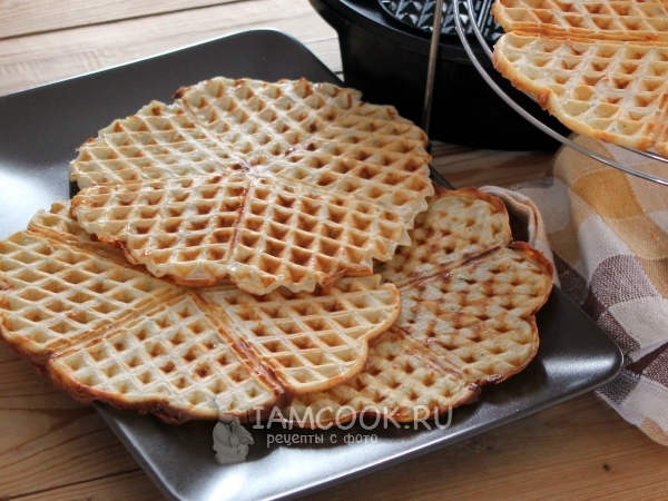 Вафли в вафельнице с сыром, рецепт с фото