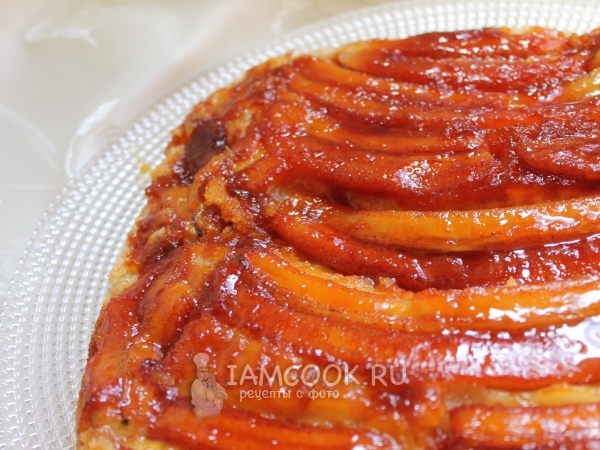 Пирог с бананами и карамелью, рецепт с фото