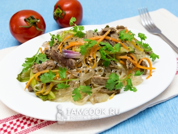 Фунчоза с говядиной и овощами, рецепт с фото