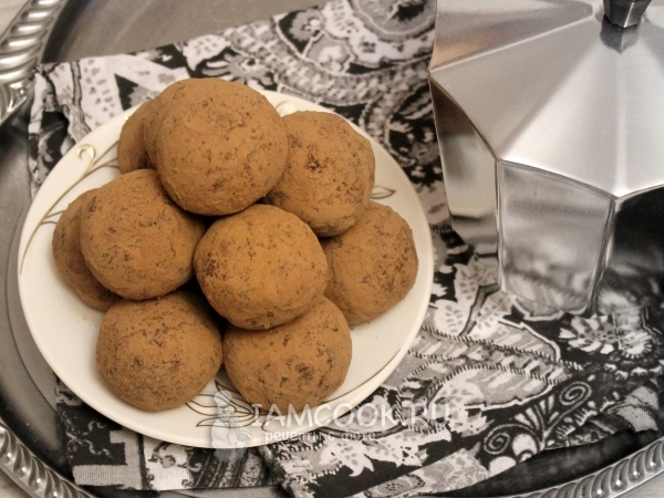 Пирожное «Картошка» из ванильных сухарей, рецепт с фото