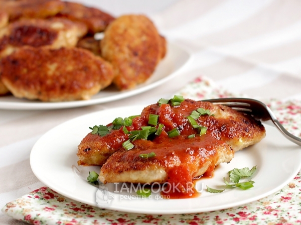 Котлеты из куриного фарша с сыром на сковороде, рецепт с фото