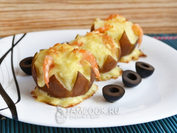 Запеченная груша с креветками, рецепт с фото