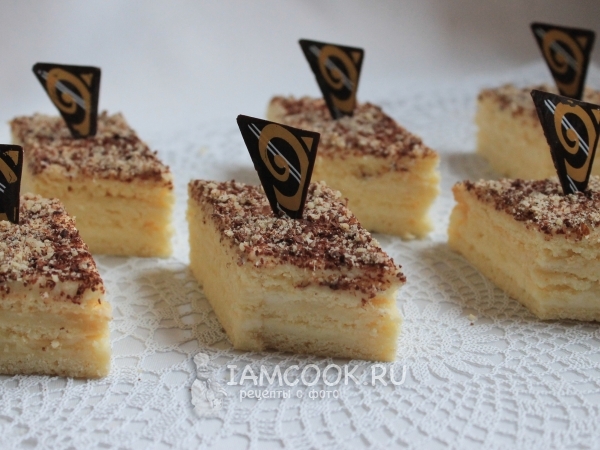Пирожные с творожным муссом, рецепт с фото