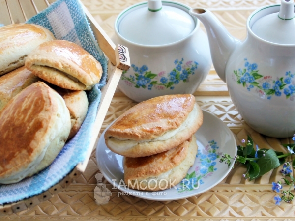 Сочни с творогом на маргарине и сметане, рецепт с фото