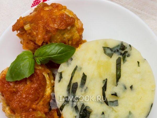 Тефтели с рисом в томатном соусе, рецепт с фото