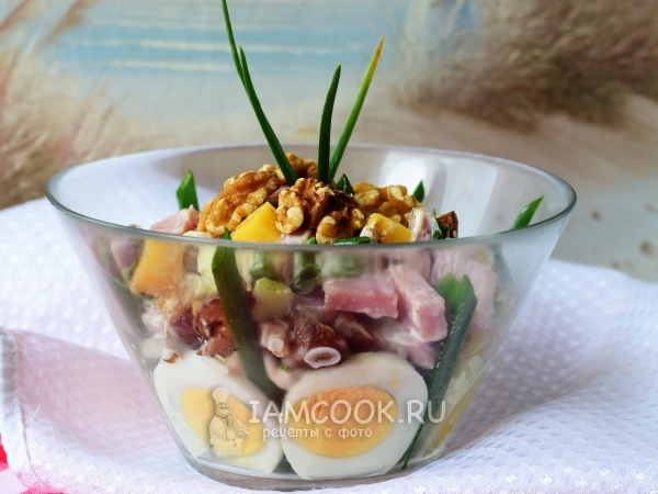 Салат с шампиньонами и ветчиной, рецепт с фото