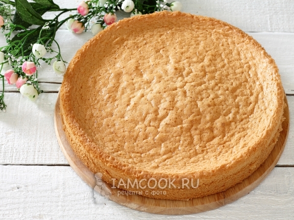 Бисквит на кипятке, рецепт с фото