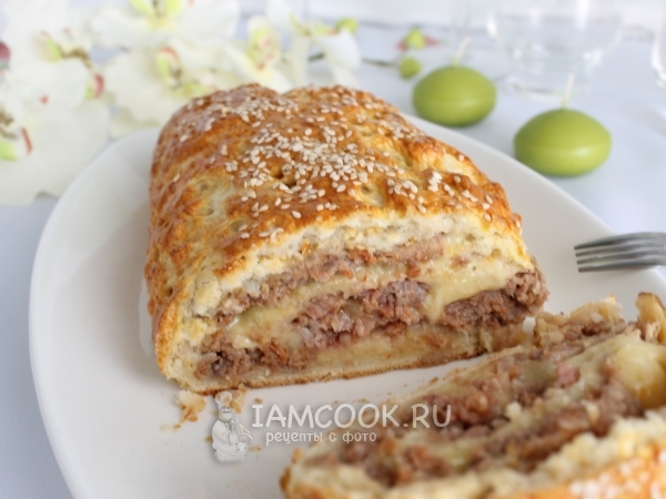 Рулет с фаршем и сыром, рецепт с фото