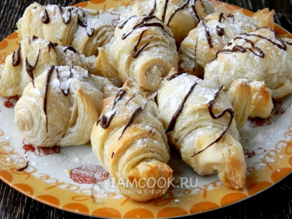 Круассаны с шоколадом, рецепт с фото