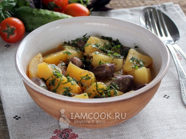 Тушеная картошка с куриными сердечками в мультиварке, рецепт с фото