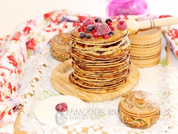 Панкейки с хурмой и маком, рецепт с фото