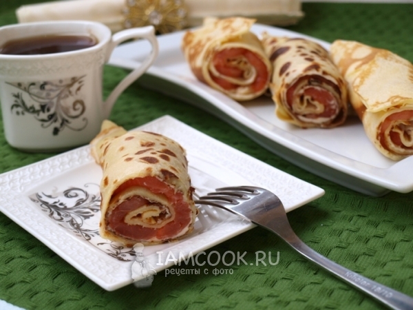 Блины с сёмгой и плавленным сыром, рецепт с фото