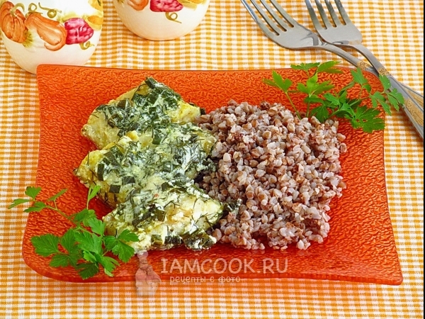 Толстолобик, тушёный в укропно-луковом соусе, рецепт с фото