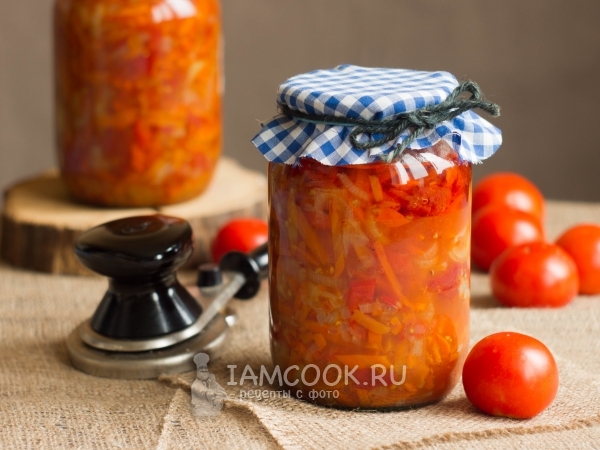 Овощной салат с морковью на зиму, рецепт с фото