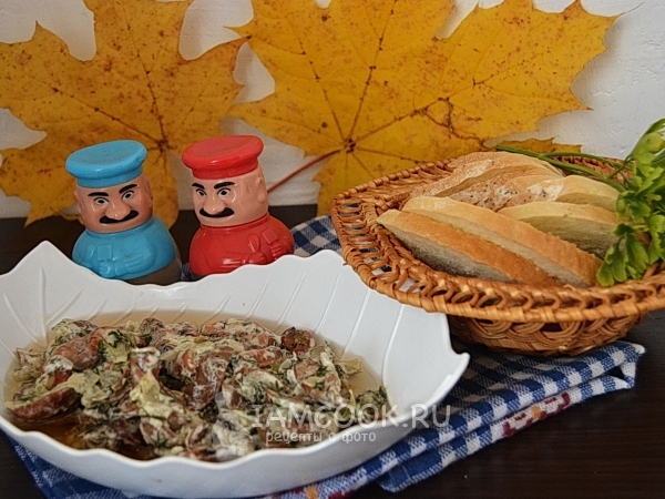 Рыжики в сметане, рецепт с фото