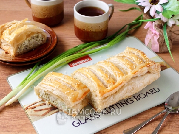 Кулебяка с яйцом, рецепт с фото