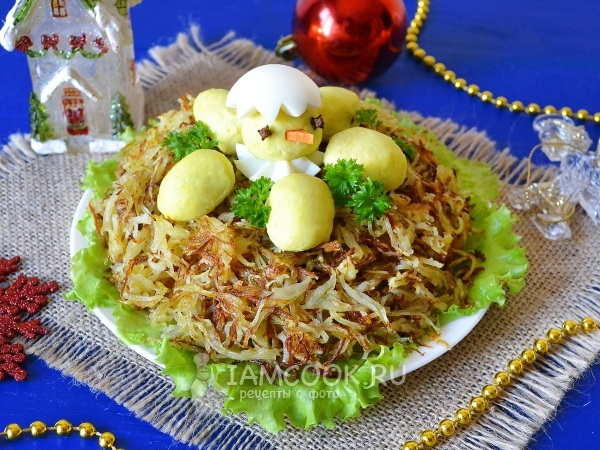 Новогодний салат «Гнездо», рецепт с фото