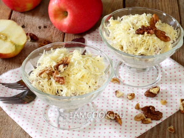 Салат с мясом и яблоком, рецепт с фото