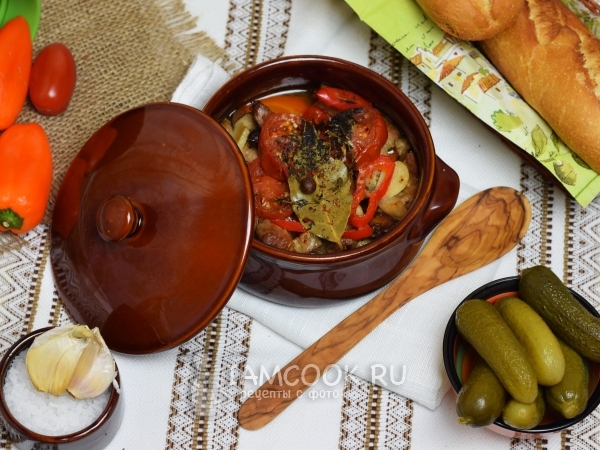 Жаркое по-домашнему в горшочках, рецепт с фото