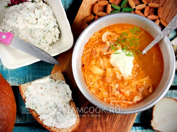 Борщ без свеклы, рецепт с фото