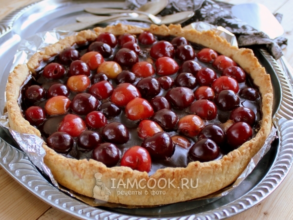 Песочный пирог с фруктами, рецепт с фото