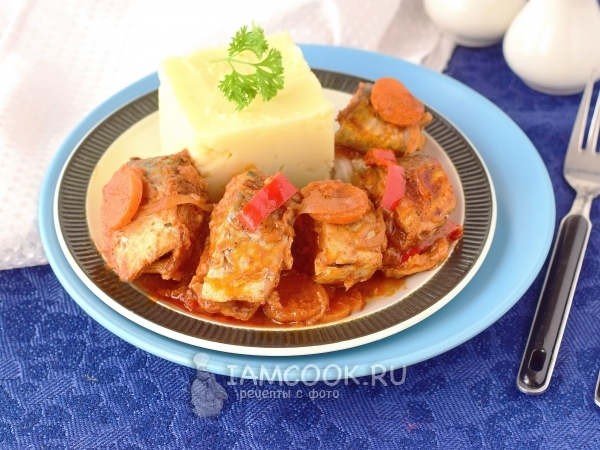 Скумбрия тушеная, рецепт с фото