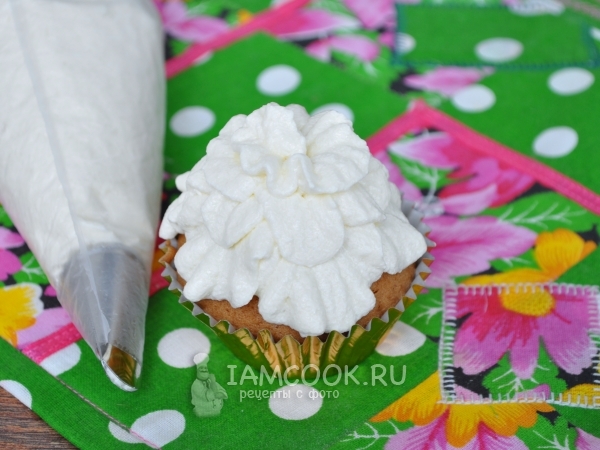 Крем для оформления тортов и пирожных, рецепт с фото