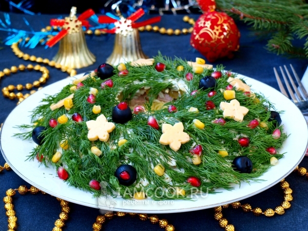 Салат «Рождественский венок» с говядиной, рецепт с фото
