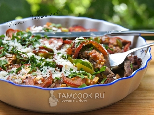 Мясо, запеченное с овощами и грибами, рецепт с фото