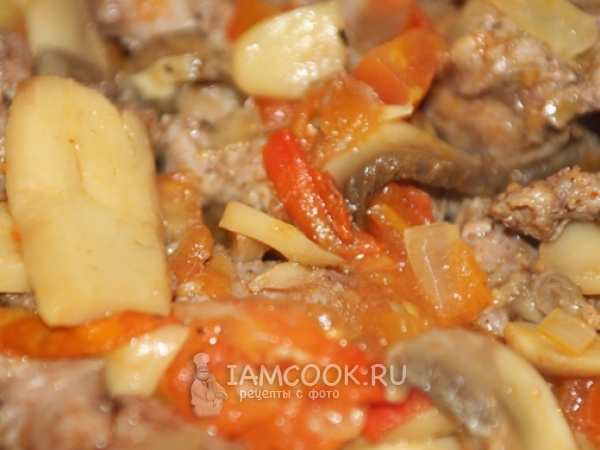 Телятина тушеная с грибами в духовке, рецепт с фото