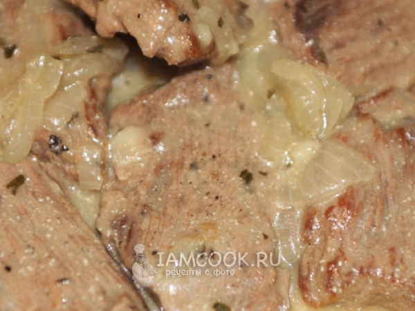 Говядина тушеная в сметанном соусе, рецепт с фото