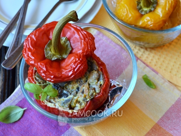 Перец фаршированный шампиньонами, рецепт с фото